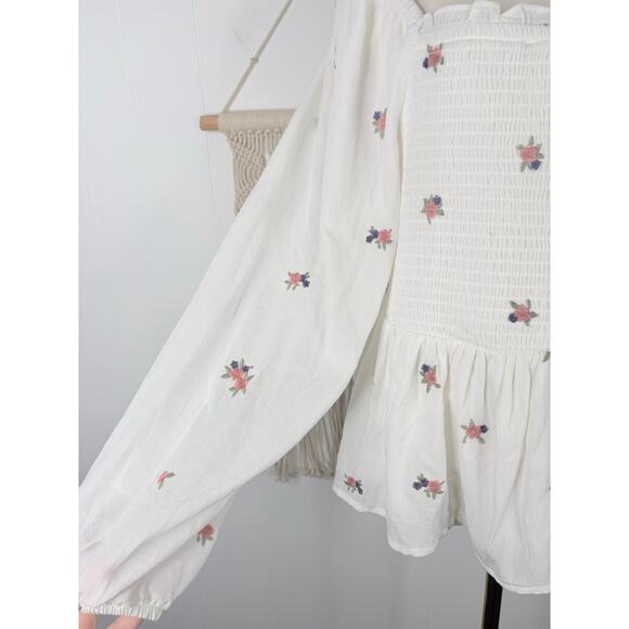 Torrid Floral Embroidered Smocked Crop Top Size Large Long Sleeve Peplum Blouse - Picture 8 of 12